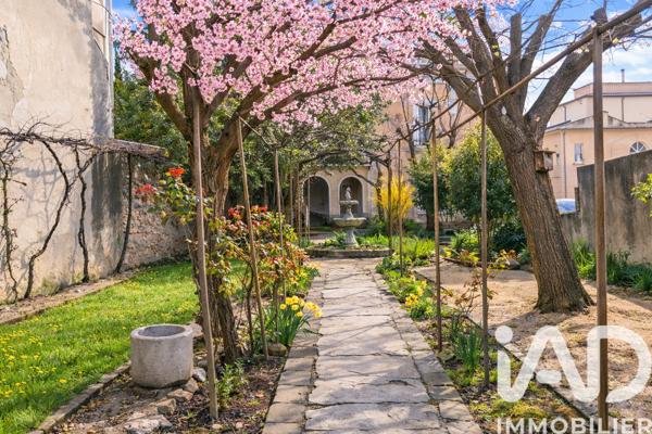 Maison à vendre 12 pièces 220 m² Vaison-la-Romaine