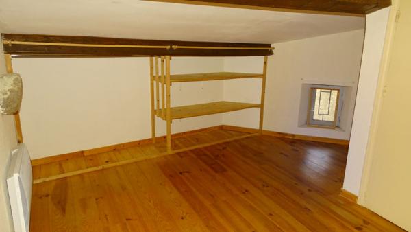 MAISON DE VILLAGE A VILLEGAILHENC AVEC GARAGE