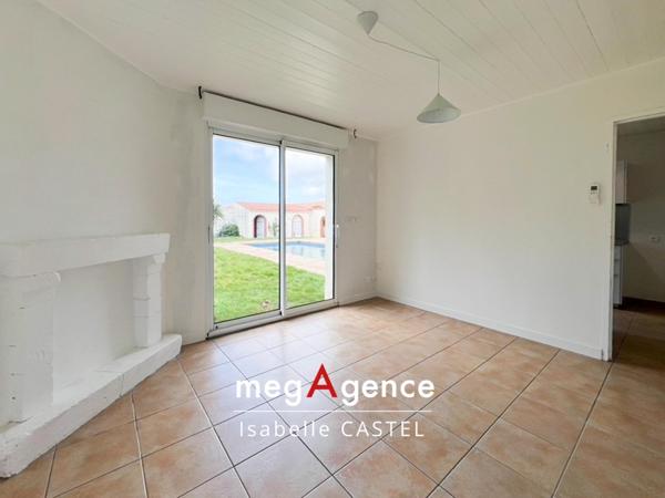 Maison à SABLES D OLONNE, 85180 - 8 pièces 188m²