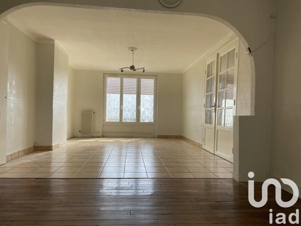 Maison 6 pièces de 147 m² à Marboué (28200)