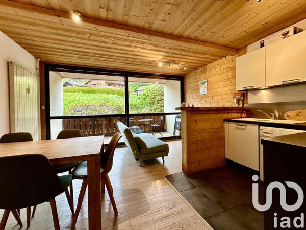 Appartement 1 pièce de 25 m² à Arâches-la-Frasse (74300)