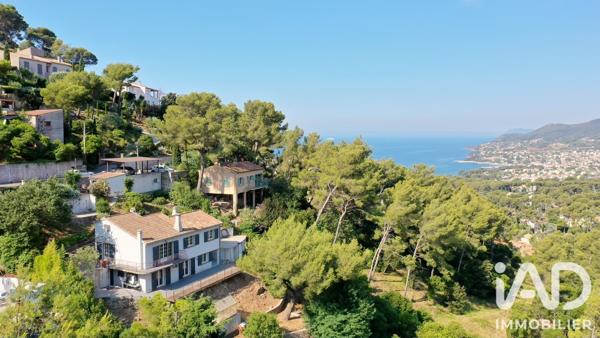 Maison à vendre 5 pièces 130 m² Carqueiranne