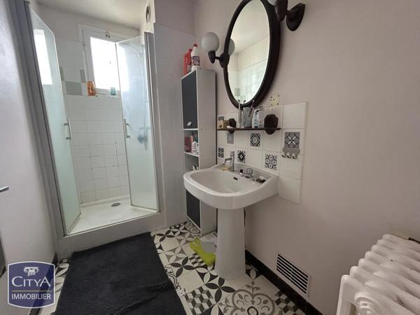 Immeuble à vendre 180m² Bourges (18000)