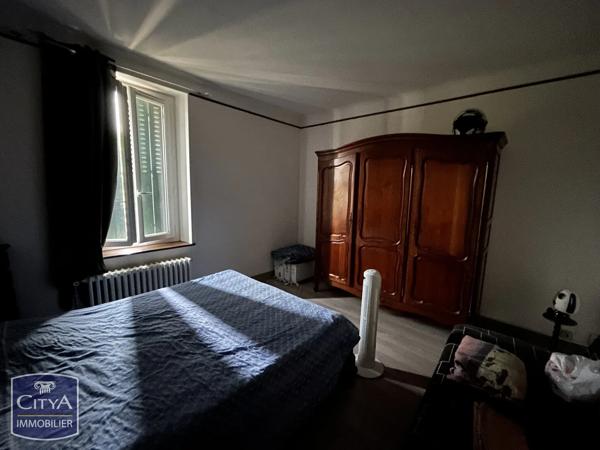 Immeuble à vendre 180m² Bourges (18000)