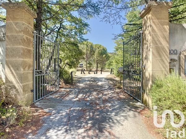Maison à vendre 12 pièces 330 m² Rognes