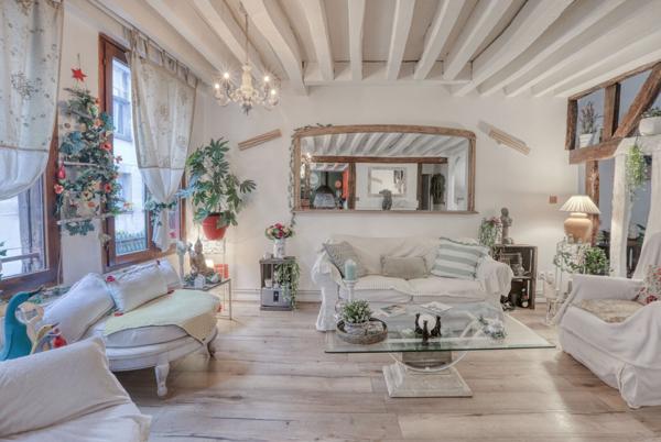 Appartement de caractère proche Place Saint Marc