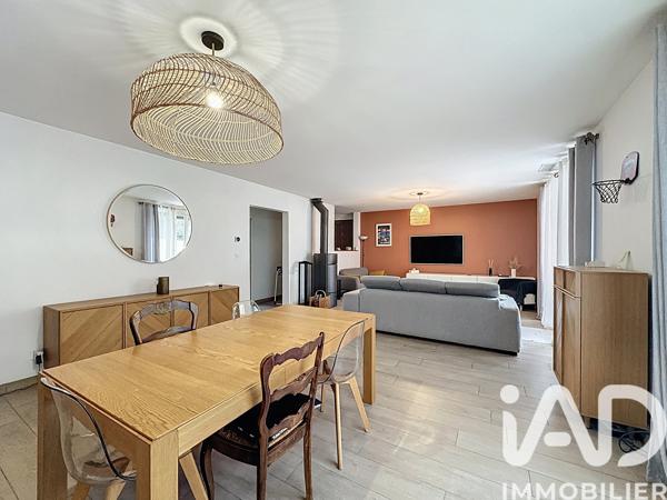 Maison à vendre 5 pièces 189 m² Carnoux-en-Provence
