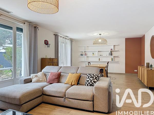 Maison à vendre 5 pièces 189 m² Carnoux-en-Provence