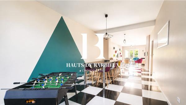 ROUBAIX – MAISON RÉNOVÉE DE 178 M² – 6 CHAMBRES – JARDIN – IDÉALE FAMILLE OU COLOCATION