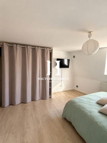 ROUBAIX – MAISON RÉNOVÉE DE 178 M² – 6 CHAMBRES – JARDIN – IDÉALE FAMILLE OU COLOCATION