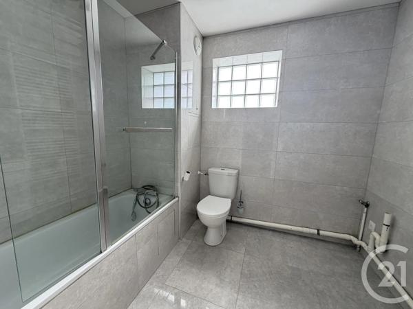 Appartement F4 à vendre  4 pièces - 80 m 2   MONTMAGNY  - 95