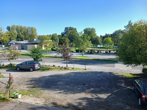 Immeuble Saint Denis Du Maine 28 pièce(s) 1350 m2
