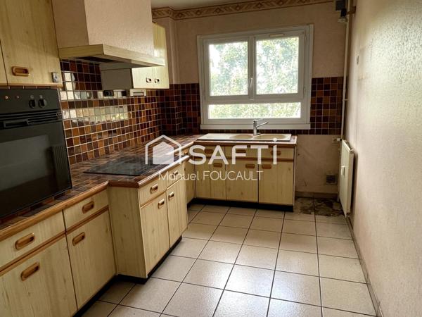 DIJON Centre ville - cité gastronomique. - Appartement 3 pièces de 78 m2 - Balcon - Place de stationnement