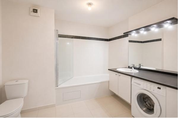 APPARTEMENT T2 AVEC BALCON Venissieux APPARTEMENT T2 AVEC BALCON Venissieux