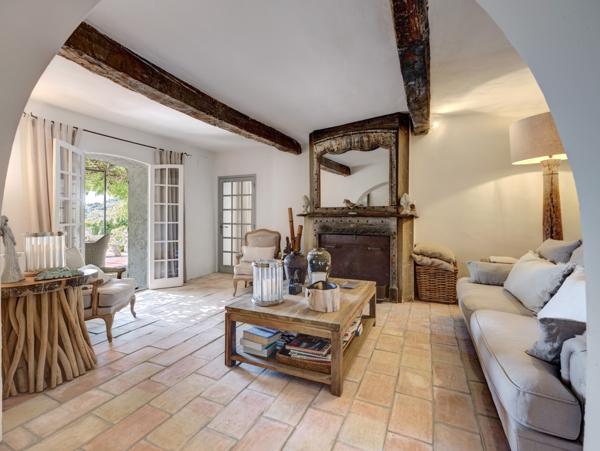 Maison à vendre  8 pièces - 550 m2 CHATEAUNEUF GRASSE - 06