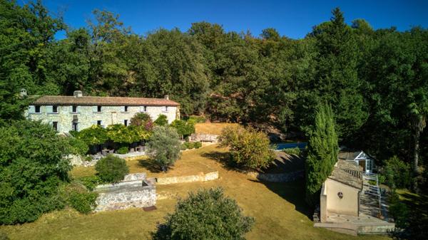 Maison à vendre  8 pièces - 550 m2 CHATEAUNEUF GRASSE - 06