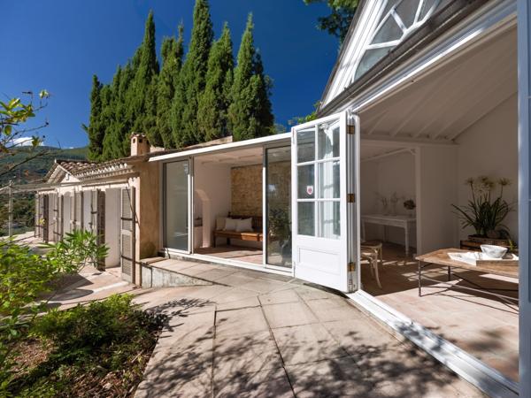 Maison à vendre  8 pièces - 550 m2 CHATEAUNEUF GRASSE - 06