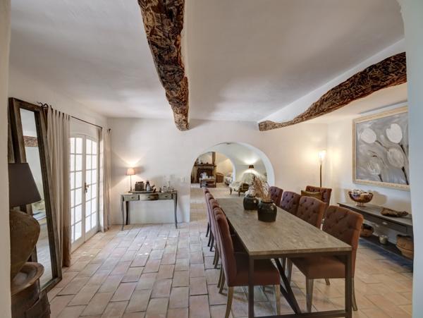 Maison à vendre  8 pièces - 550 m2 CHATEAUNEUF GRASSE - 06