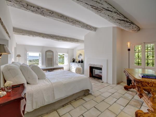 Maison à vendre  8 pièces - 550 m2 CHATEAUNEUF GRASSE - 06