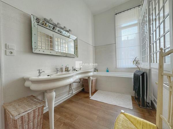 Maison Bourgeoise à Lille - Réf. ml5540