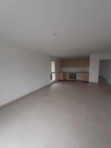 Appartement à louer 4 pièces - 79 m²