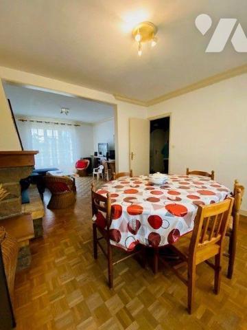 Maison à Vendre à Saint-Quay-Perros (22700) en Côtes-d'Armor (22) d'une surface habitable de 91...