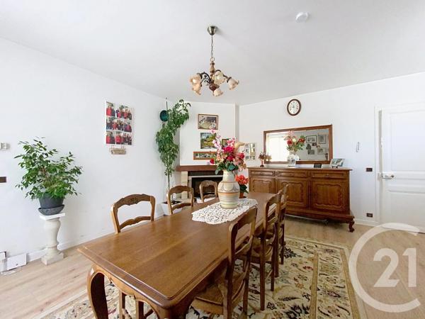 Appartement F3 à vendre  3 pièces - 79,45 m 2   ST PIERRE LES NEMOURS  - 77