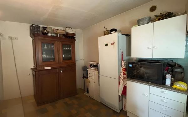 Appartement à vendre    6 pièces •  Marguerittes