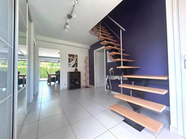 INDIVIDUELLE 6 CHAMBRES DONT 2 AU RDC