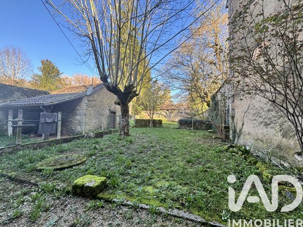 Location maison 5 pièces 110 m² Savignac-les-Églises