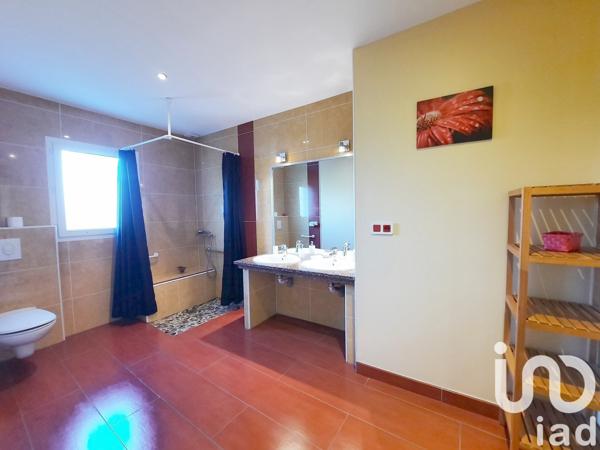 Maison 11 pièces de 466 m² à Lourdes (65100)