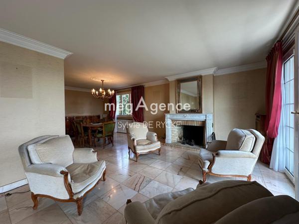 Maison à PARON, 89100 - 11 pièces 190m²