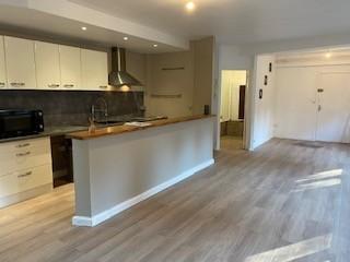 Exclusivité logéhome : immeuble avec 5 appartements et garage 100m2 libre, proche gare