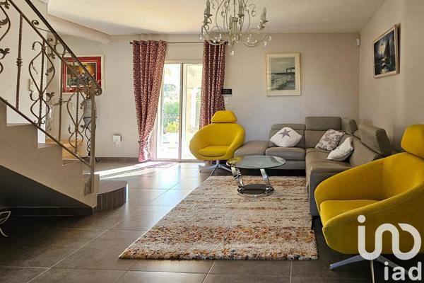 Maison à vendre 9 pièces 220 m² Arles