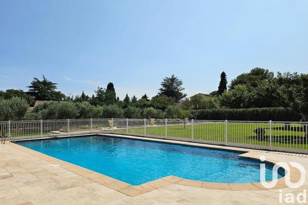 Maison à vendre 9 pièces 220 m² Arles