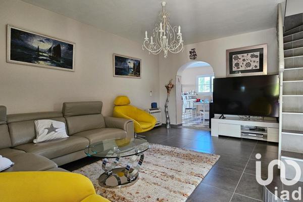 Maison à vendre 9 pièces 220 m² Arles