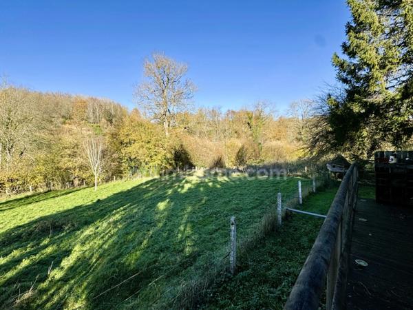 MAISON À COLOMBAGES AVEC DÉPENDANCE - JARDIN CLOS - TERRAIN D'ENVIRON 6500m² -SAINT-DENIS-DE-MAILLOC (14100)