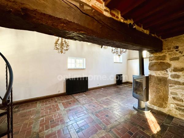 MAISON À COLOMBAGES AVEC DÉPENDANCE - JARDIN CLOS - TERRAIN D'ENVIRON 6500m² -SAINT-DENIS-DE-MAILLOC (14100)