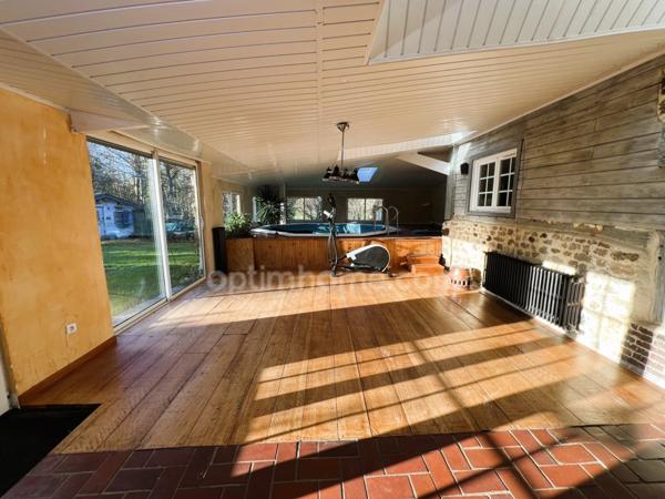 MAISON À COLOMBAGES AVEC DÉPENDANCE - JARDIN CLOS - TERRAIN D'ENVIRON 6500m² -SAINT-DENIS-DE-MAILLOC (14100)