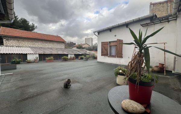 Vente Maison de ville la Rose type 6-terrasse - à rénover Marseille 13ème   