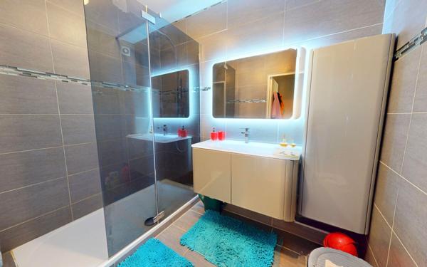 Appartement à vendre    4 pièces • 85,26 m2 Lyon 5