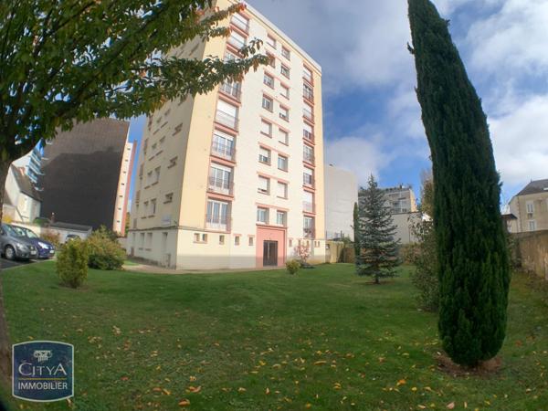 Location appartement Châteauroux (36000) 1 pièce 28.39m²