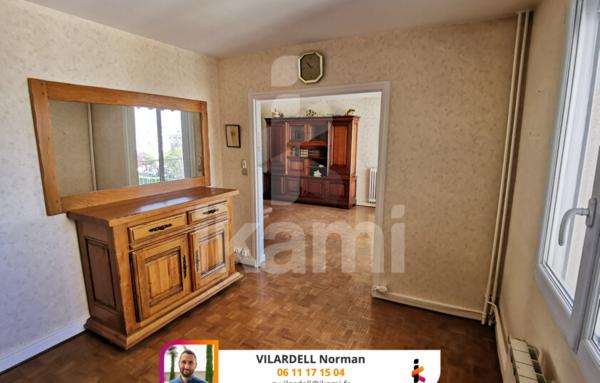 Appartement T4 avec Double Séjour et Balcon
