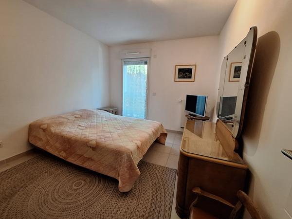 EXCLUSIVITE - Au calme, T3 de 63 m2 terrasse de 28 m2 vue Sainte Victoire Résidence sécurisée