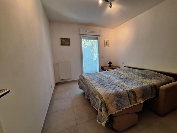 EXCLUSIVITE - Au calme, T3 de 63 m2 terrasse de 28 m2 vue Sainte Victoire Résidence sécurisée