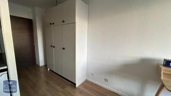 Appartement à louer 1 pièce 22.42m² Illzach (68110)