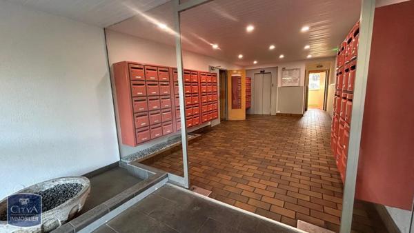 Appartement à louer 1 pièce 22.42m² Illzach (68110)