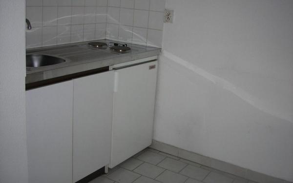Appartement à louer    1 pièce • 29 m2 Nîmes