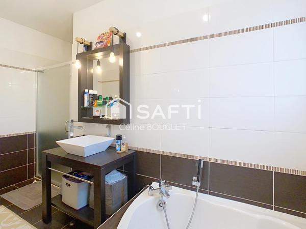 Maison 3 chambres avec double garage