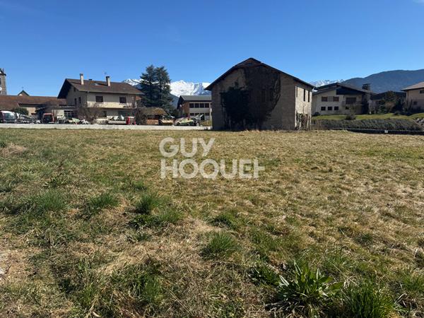 Terrain Mercury environ 3980 m2.